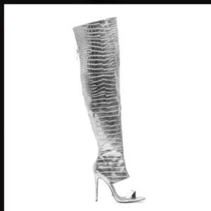 Jennifer Le Silver Croc Sandal